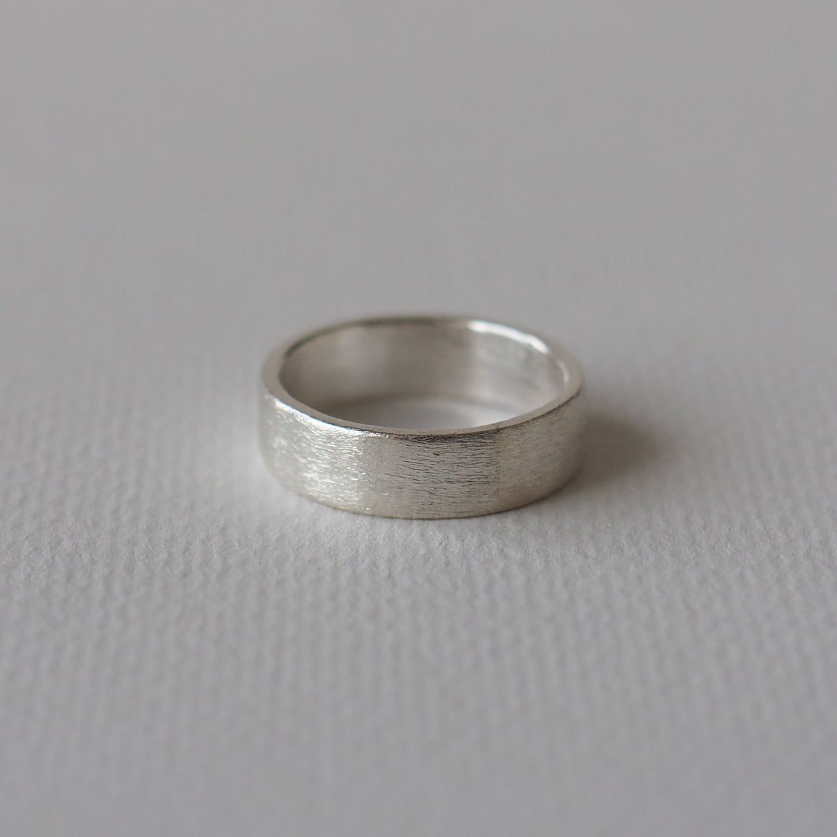 LAKE (L) Handmade Silver Ring