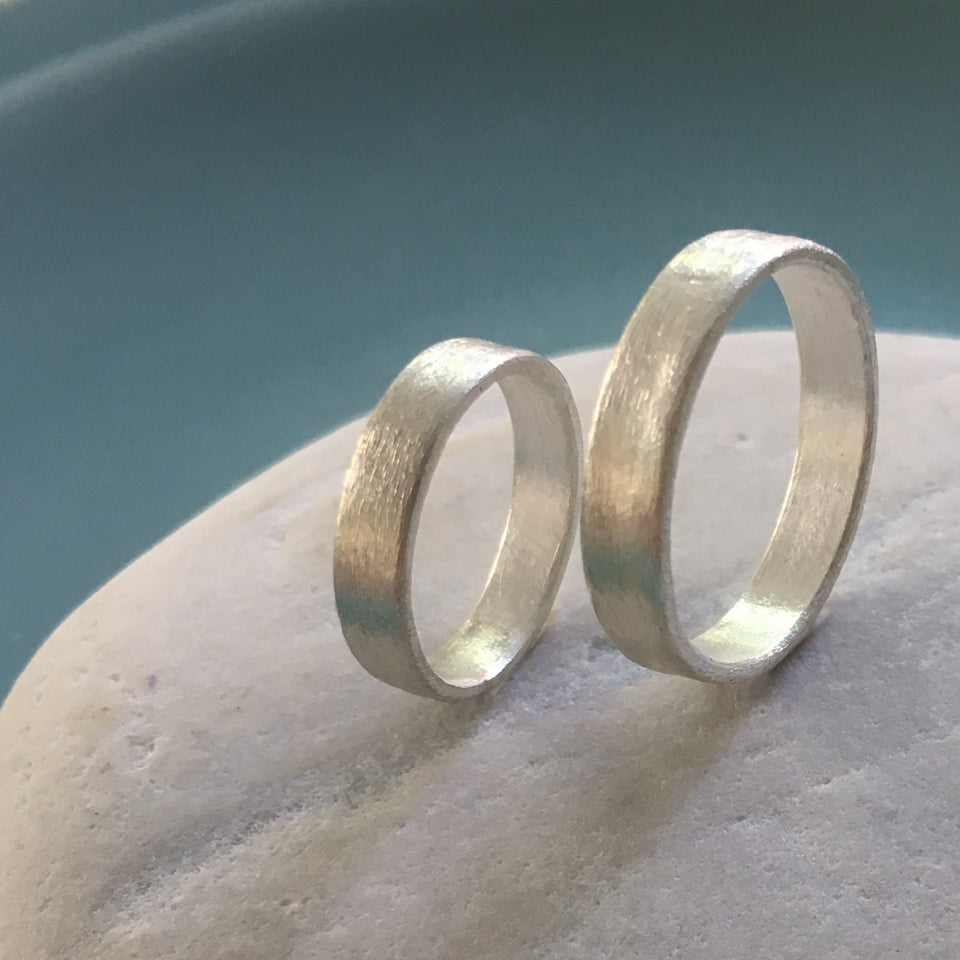 LAKE (M) Handmade Silver Ring