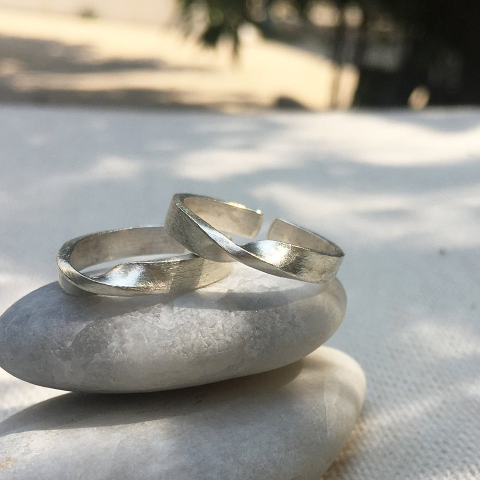 WAVE (M) Handmade Silver Ring
