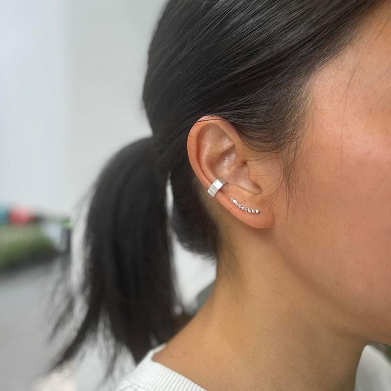SHINY LAKE (L2) Handmade Silver Ear Cuff