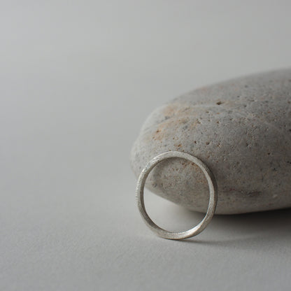 LITTLE PEBBLE Handmade Silver Ring