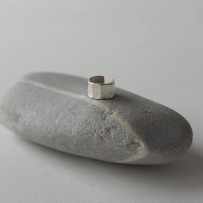 SHINY LAKE (L2) Handmade Silver Ear Cuff