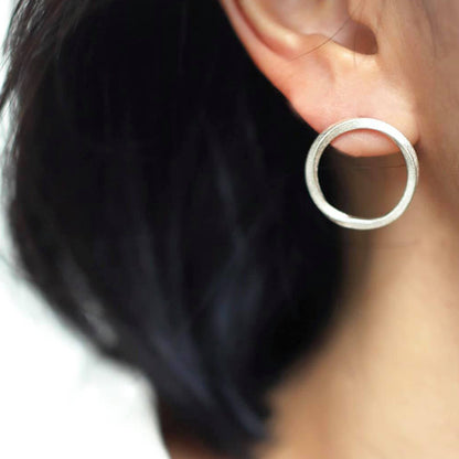 LITTLE PEBBLE Handmade Silver Earrings