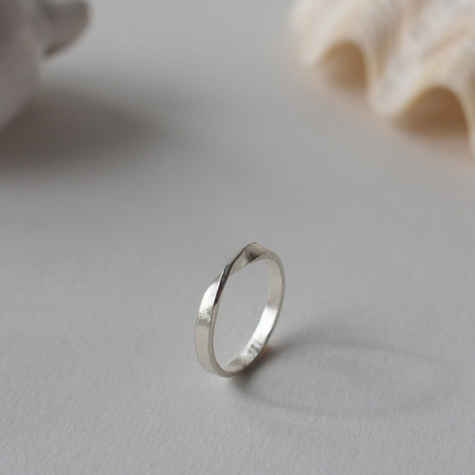 WAVE (S) Handmade Silver Ring